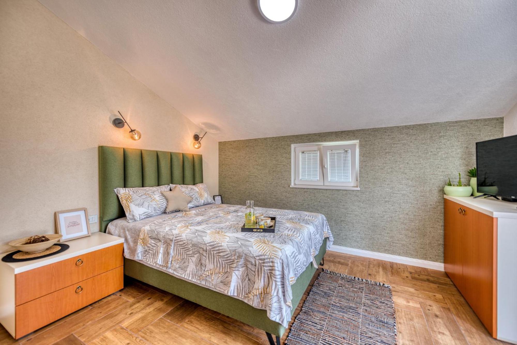 Miro Guesthouse Tivat Room photo