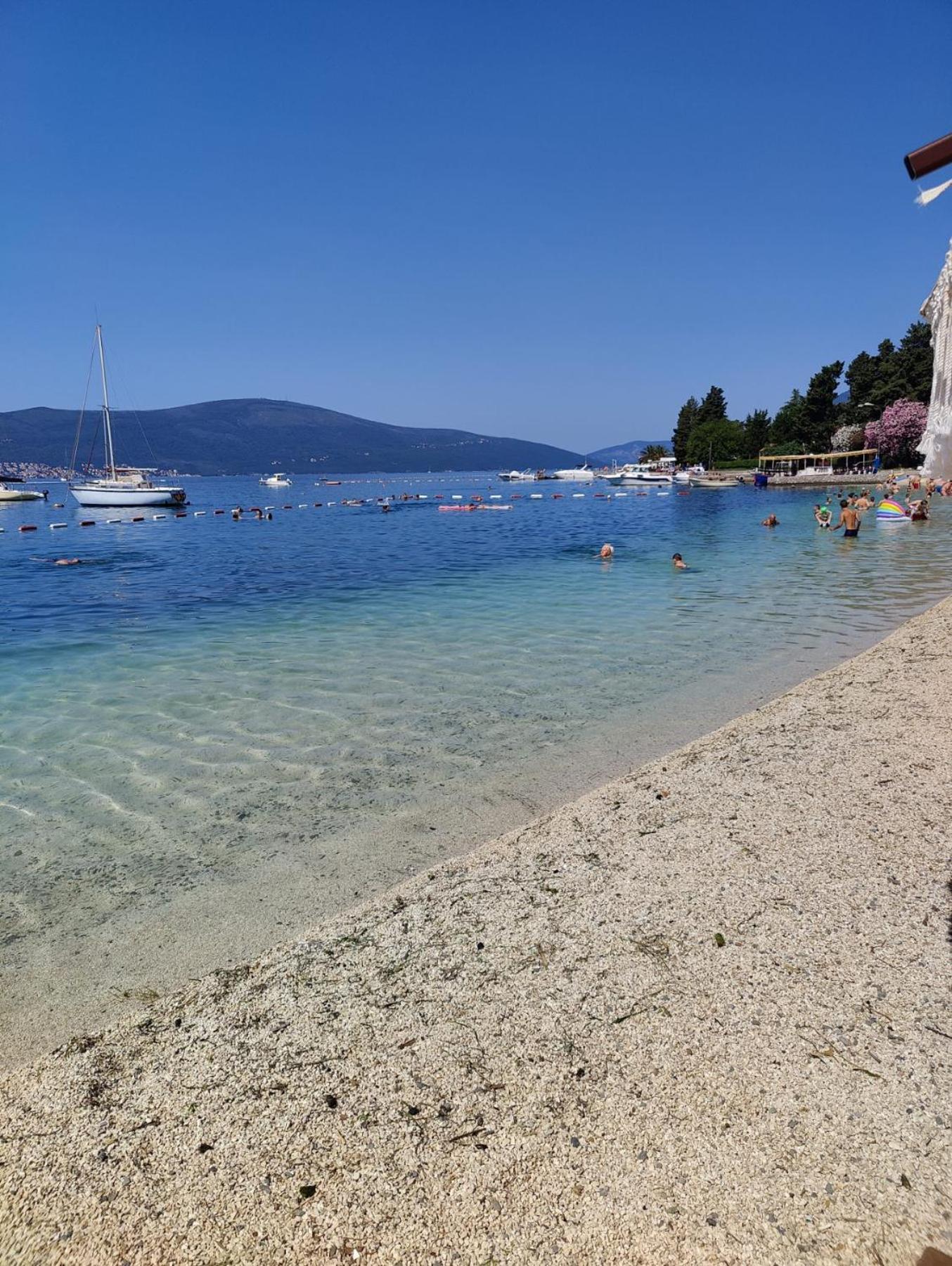 Miro Guesthouse Tivat Exterior photo